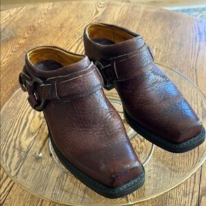 Vintage Frye Brown Belted Harness Mules size 7.5
